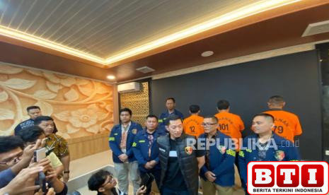 polda-banten-tahan-lagi-dua-tersangka-kasus-pemalakan-pabrik-di-serang