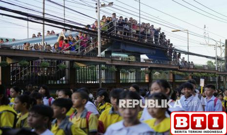 potret-hari-pertama-sekolah-di-filipina