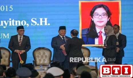 presiden-prabowo-hadiri-pengukuhan-1451-hakim