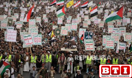serangan-ganda-kelompok-houthi-dari-yaman-ikut-bombardir-israel