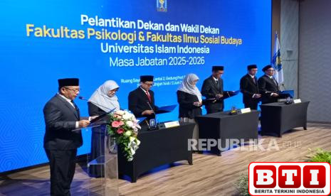 uii-lantik-dekan-dan-wakil-dekan-baru-fakultas-psikologi-dan-fisb-20252026