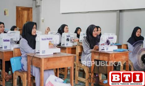 upaya-arutmin-dukung-pemberdayaan-perempuan-di-wilayah-lingkar-tambang