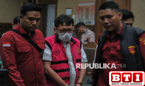 zarof-ricar-dihukum-16-tahun-penjara-kejagung-masih-pikir-pikir-untuk-banding