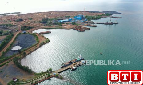 antam-targetkan-pabrik-cetak-emas-gresik-beroperasi-penuh-pada-2027