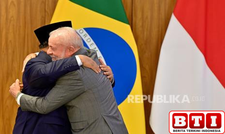 berani-lawan-ancaman-tarif-trump-presiden-brasil-makin-dicintai-rakyat