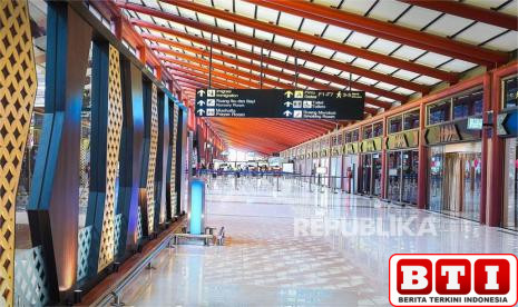 data-perlintasan-imigrasi-ungkap-negara-tujuan-mantan-stafsus-nadiem-makarim