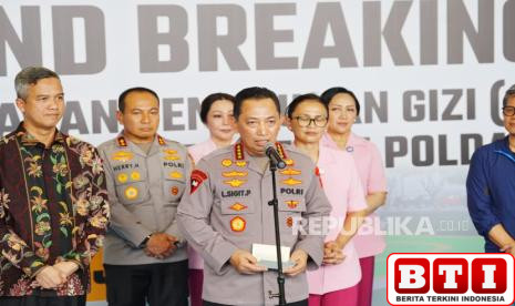 dukung-program-mbg-kapolri-groundbreaking-sembilan-sppg-polda-riau