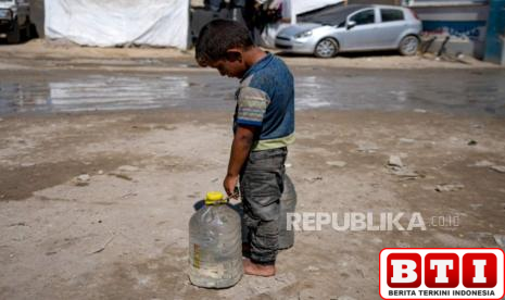 enam-anak-gaza-berjalan-dua-kilometer-cari-air-syahid-dibom-israel