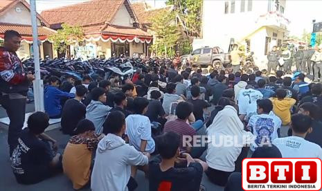 gagalkan-balap-liar-di-jalur-pantura-polisi-amankan-97-remaja