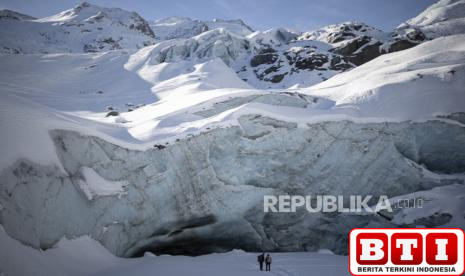 gletser-swiss-meleleh-lebih-cepat-titik-kritis-tiba-jauh-sebelum-waktunya