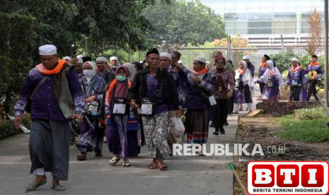 jamaah-haji-dongkrak-jumlah-penumpang-internasional