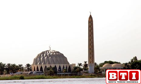 keutamaan-sholat-jadwal-sholat-hari-ini-13-juli-2025-di-medan