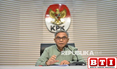 kpk-cerita-kronologi-keputusan-untuk-memeriksa-khofifah-di-jatim-efisiensi-jadi-alasan