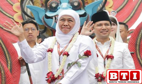 kpk-gubernur-jatim-khofifah-akan-diperiksa-di-polda-jatim-besok
