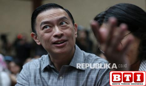 lewat-pleidoi-tom-lembong-anggap-kasus-hukumnya-sebuah-genosida-atas-kejujuran