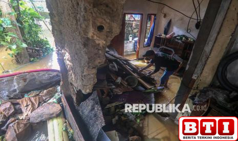 longsor-terjang-megamendung-bogor-tiga-orang-meninggal-dunia