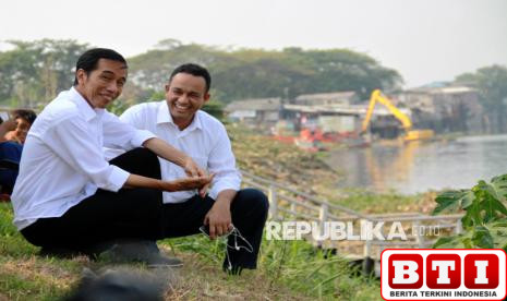 mengenang-momen-kebersamaan-jokowi-anies-di-waduk-pluit