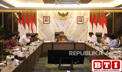 mentan-amran-atas-nama-petani-tebu-terima-kasih-kepada-menko-perekonomian-dan-menkeu