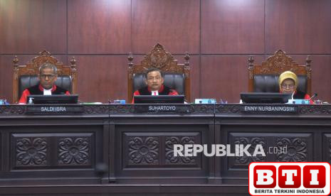 mk-tolak-uji-materi-menteri-dilarang-rangkap-pengurus-parpol