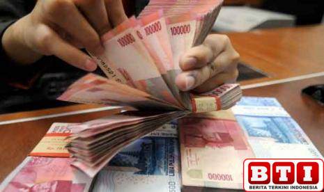 ojk-catat-kredit-umkm-hanya-tumbuh-217-persen-per-mei-2025