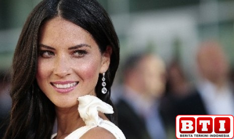 olivia-munn-alami-trichotillomania-yang-dorong-penderitanya-cabuti-rambut