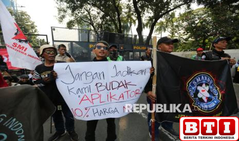 pengemudi-ojol-kembali-demo-tuntut-pemerintah-batasi-komisi-aplikator