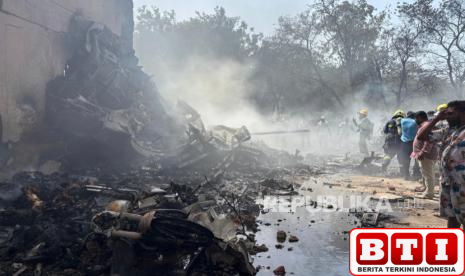 percakapan-pilot-ungkap-pesawat-india-jatuh-karena-sakelar-bahan-bakar-mati-siapa-yang-mematikan