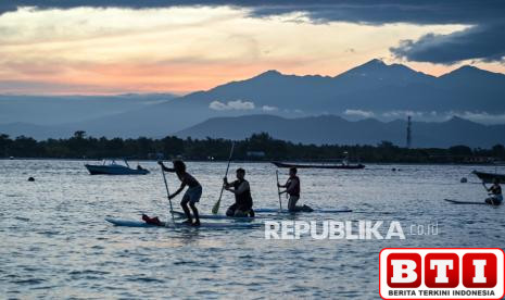 pesona-keindahan-alam-bahari-gili-matra-lombok