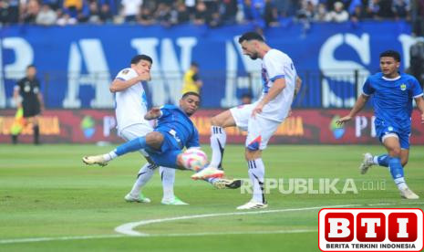 polda-jabar-periksa-ketat-suporter-yang-hadir-ke-stadion-si-jalak-harupat-ini-tujuannya