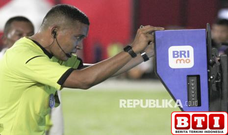 pssi-gelar-penyegaran-wasit-jelang-i-league-musim-20252026-datangkan-instruktur-teknis-fifa