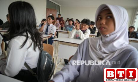 santri-dan-siswa-sekolah-rakyat-bisa-cek-kesehatan-gratis