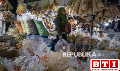 stimulus-mengalir-tapi-daya-beli-masyarakat-belum-pulih-penuh