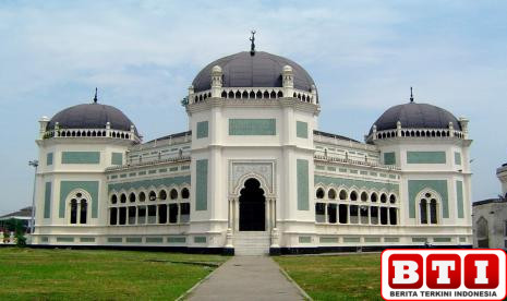 waktu-sholat-hari-ini-di-depok-jadwal-sholat-hari-ini-4-juli-2025