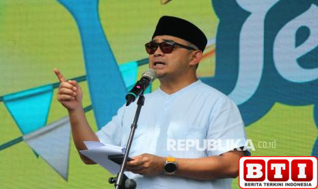 wali-kota-farhan-buat-kebijakan-jadwal-masuk-sd-dan-smp-berbeda-dengan-sma-ini-alasannya