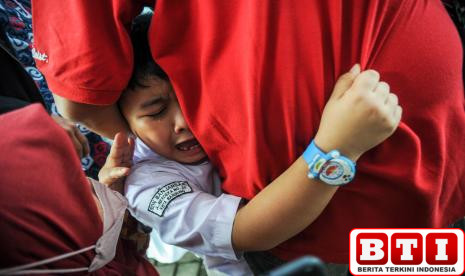 anak-masih-suka-nangis-bukan-berarti-enggak-cocok-dengan-sekolah