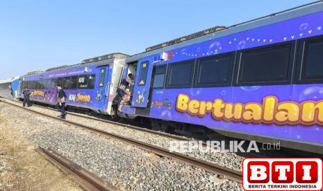 kai-jalur-kereta-di-lokasi-anjoknya-argo-bromo-bisa-dilalui-kembali