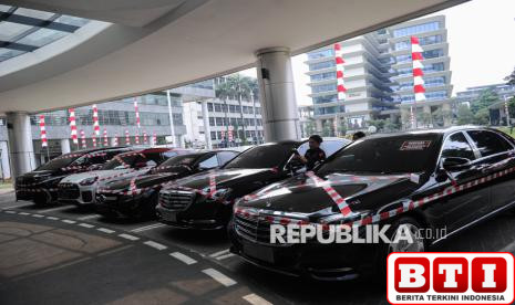 kejagung-sita-mobil-mewah-riza-chalid-ada-alphard-hingga-mercy