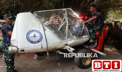 kesaksian-warga-pesawat-marsma-fajar-oleng-sejak-awal