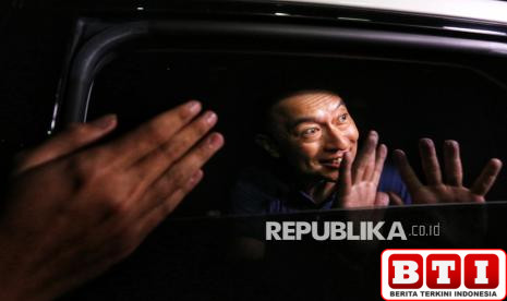 kuasa-hukum-pertanyakan-jokowi-baru-akui-perintah-impor-gula-setelah-tom-lembong-dapat-abolisi