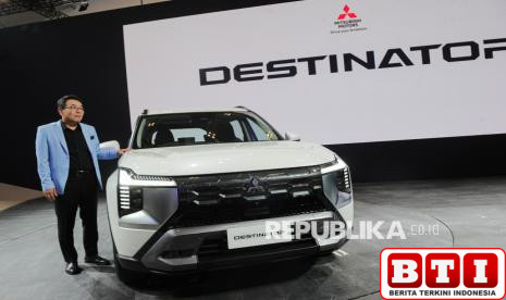 mitsubishi-destinator-cetak-1900-spk-di-giias-2025-hampir-separuh-penjualan-mmksi