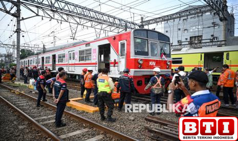 mti-soroti-insiden-anjloknya-kereta-di-subang-dan-krl-di-jakarta