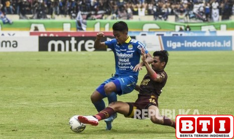 persib-amankan-tiga-poin-pada-laga-pembuka-bri-super-league-bungkam-semen-padang-2-0