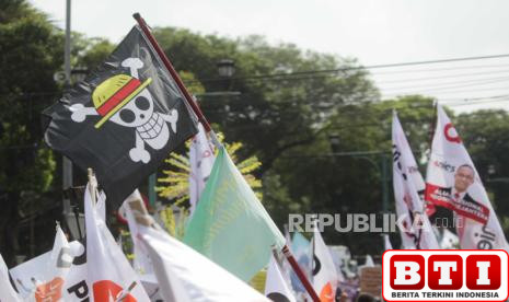 polda-jateng-pantau-fenomena-pengibaran-bendera-one-piece