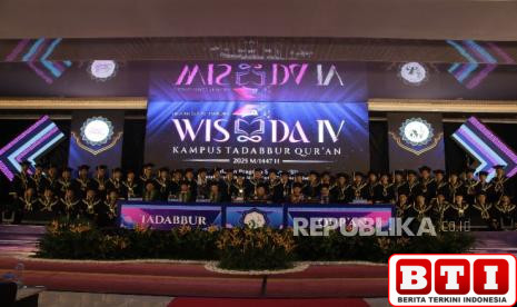 sebanyak-68-wisudawan-stiq-ar-rahman-diwisuda-siap-jalankan-misi-qurani-di-tengah-umat