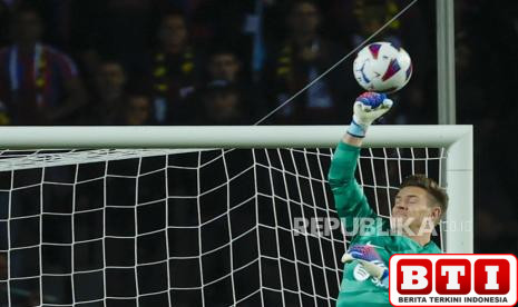 ter-stegen-kembali-jadi-kapten-barcelona-usai-tandatangani-izin-medis-la-liga