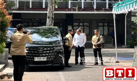 tom-lembong-dan-hasto-dapat-pengampunan-dari-prabowo-ini-respons-jokowi