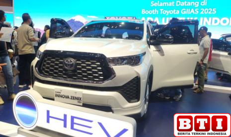 toyota-catat-4850-spk-di-giias-2025-innova-zenix-jadi-kontributor-utama