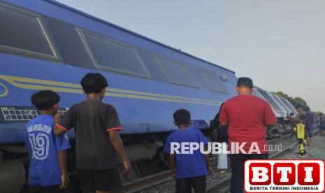 usai-anjloknya-ka-argo-bromo-anggrek-jalur-di-stasiun-pegadenbaru-sudah-bisa-dilalui-kembali